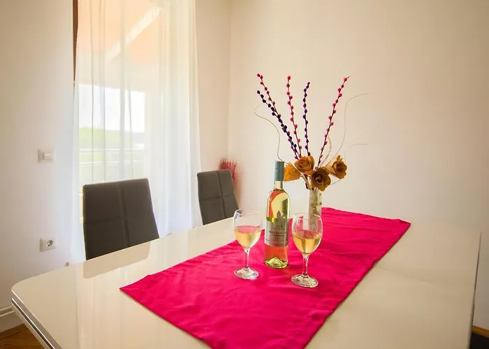 Ivis Apartament Vinkuran