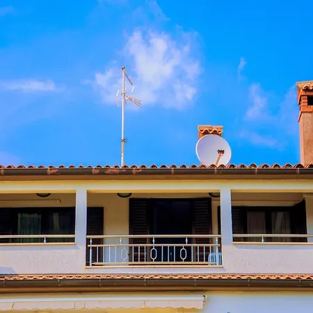Ivis Apartman *